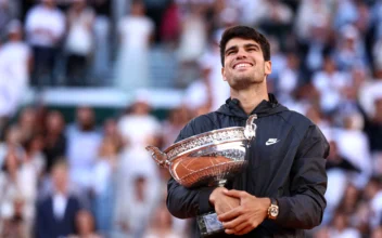 Alcaraz Outlasts Zverev in 5 Sets for Third Grand Slam Win at French Open