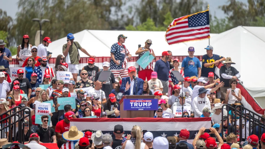 Trump Rallies in Swing State Nevada