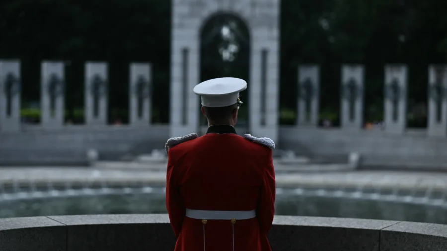 Roosevelt Family, Veterans Mark 80th Anniversary of D-Day