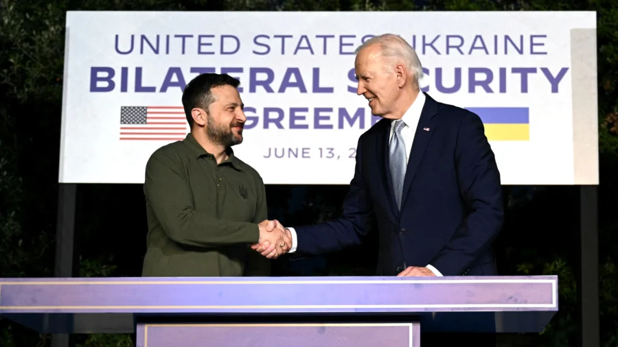 Biden, Zelenskyy Sign Long-Term Security Agreement at G7