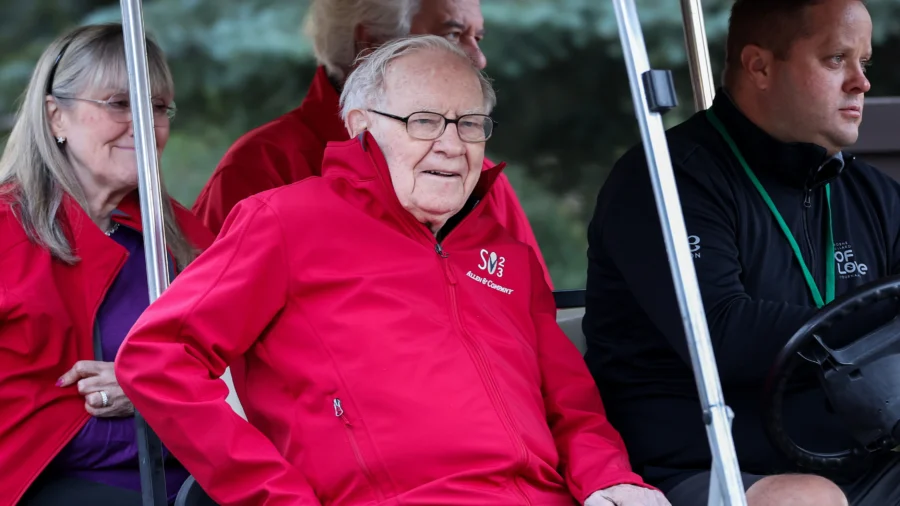 Warren Buffett Is Unloading More BYD Stock
