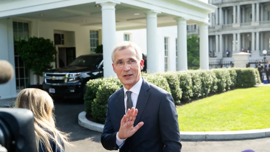 NATO Reportedly Planning to Deploy More Nuclear Weapons, Kremlin Condemns Idea