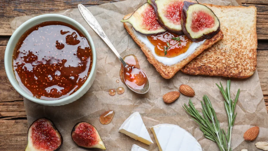 8 Amazing Health Benefits of Figs