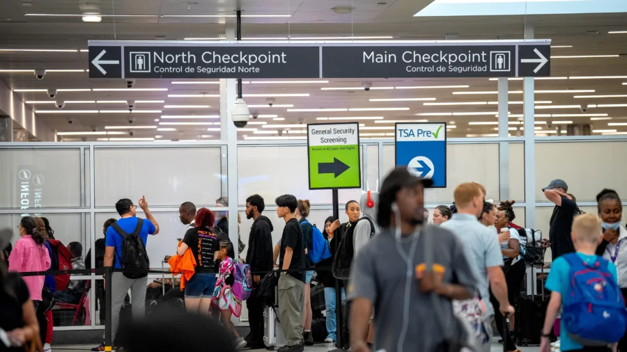 'Get There Early': Tips on Managing Crowds, Travel Disruptions This July 4 Holiday