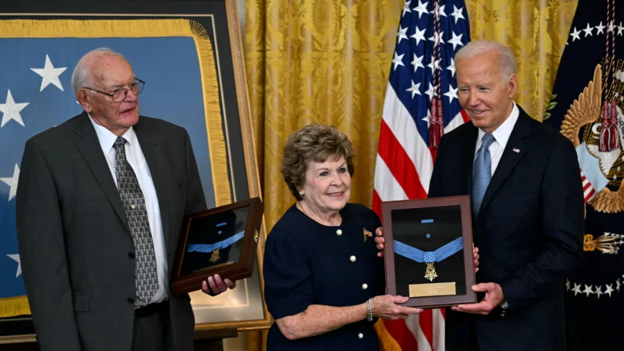 Biden Awards Medal of Honor Posthumously to 2 Civil War Heroes