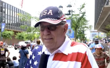 Philadelphia Paradegoers Share Their Thoughts on What July 4 Means to Them