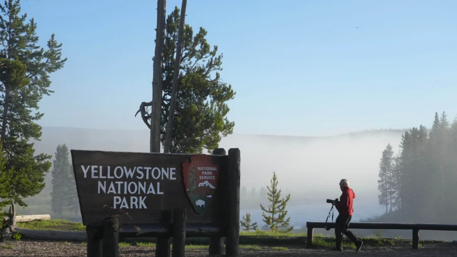 Woman Suffers 3rd Degree Burns Walking Off-Trail at Yellowstone