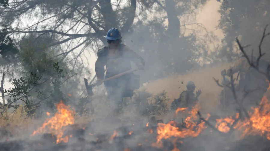 California Lake Fire Grows to More Than 26,000 Acres