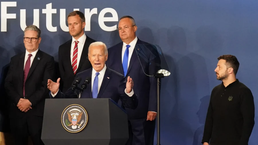 US and Kremlin Suggest Allowing Ukraine to Strike Deeper Intro Russia Would Be Risky