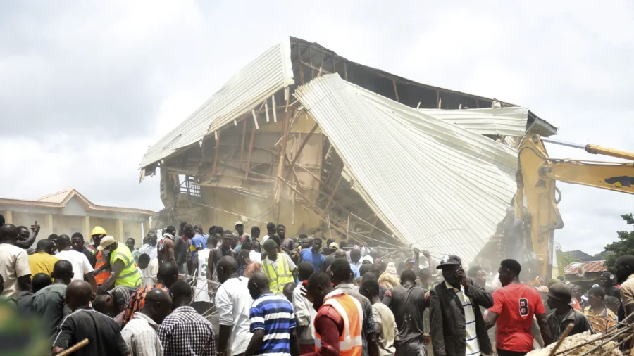 The Collapse of a School in Northern Nigeria Leaves 22 Students Dead, Officials Say