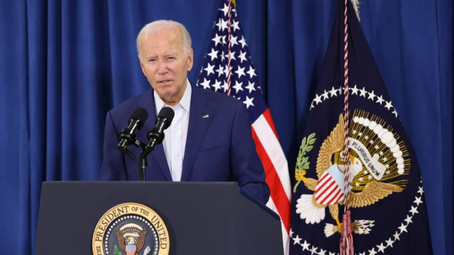 Biden Speaks With Trump After Assassination Attempt, Condemns Violence