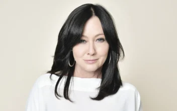 Shannen Doherty, Star of ‘Beverly Hills 90210’ Dead at 53 From Breast Cancer