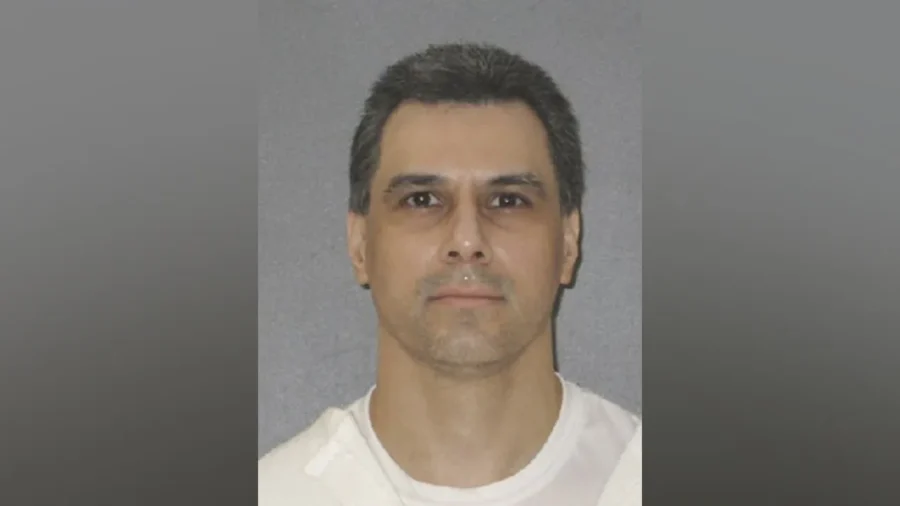 Supreme Court Grants Texas Man Stay of Execution Just Before His Scheduled Lethal Injection