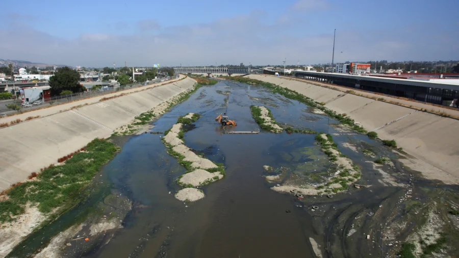 With Sewage Gushing Into Sea, US and Mexican Border Towns Plead for Help