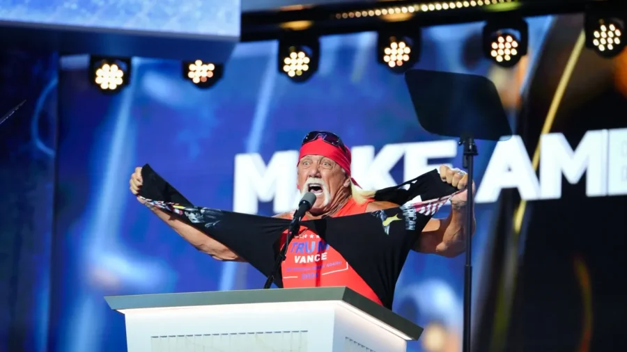Wrestling Legend Hulk Hogan Dies at 71