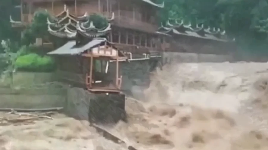 China's Northern Shaanxi Devastated by Flooding