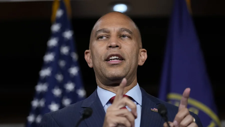 House Democratic Leader Hakeem Jeffries Holds Press Conference (July 22)