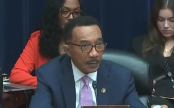 Rep. Mfume Asks Director Cheatle to Address Reports of ‘Poor Staff Morale’ in Secret Service