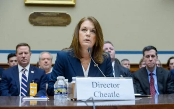 Democrat, Republican House Leaders Say Secret Service Director Must Resign