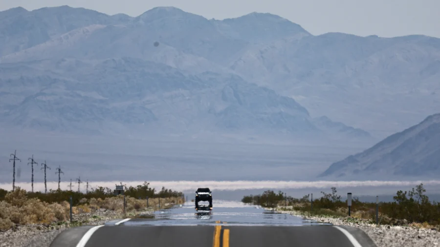 Death Valley’s Extreme Heat Takes 2nd Life This Summer