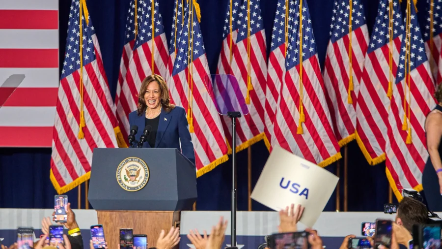 Harris Rallies Supporters in Battleground State of Wisconsin in First Major Rally