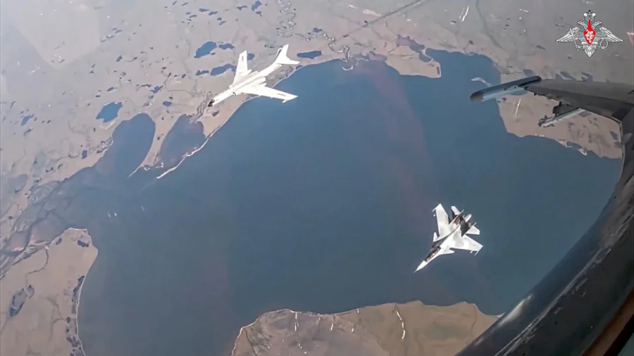 China, Russia 'Smell Weakness' of US Amid Joint Patrol Near Alaska: Newsham