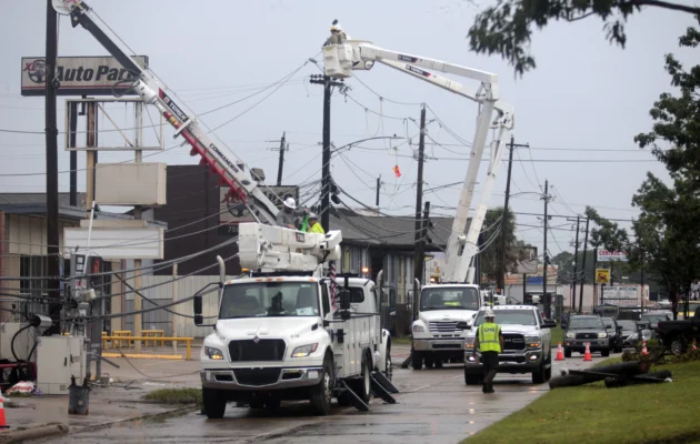 Texas Deaths From Hurricane Beryl Climb to at Least 36, Including More Who Lost Power in Heat