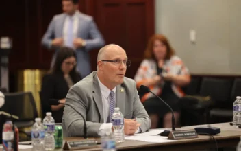 House CCP Committee Chair Holds Roundtable on Chinese Battery Maker’s Connections With CCP