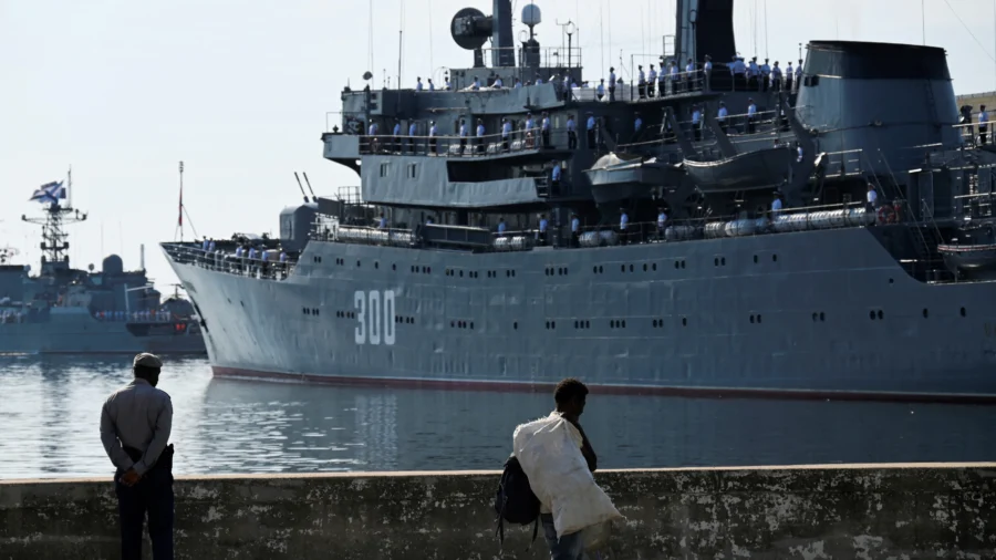 3 Russian Ships Visit Cuba