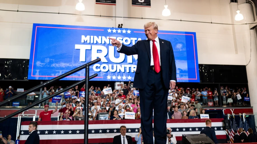 Trump Needs to Make Election About Economy: Analyst