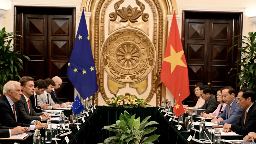EU Offers Vietnam Security Support for South China Sea