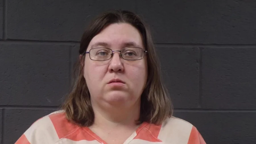 Missouri Woman Admits Kidnapping and Killing Pregnant Arkansas Woman