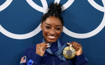 Simone Biles Strikes Gold Again in Women’s All-Around Gymnastics