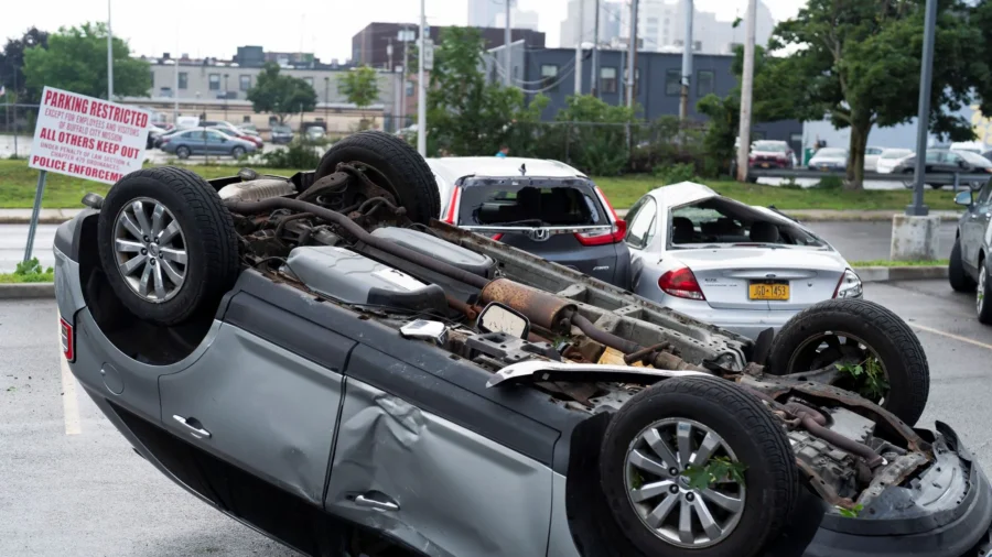 Tornado Briefly Sweeps Into Buffalo, Damaging Buildings and Scattering Tree Limbs