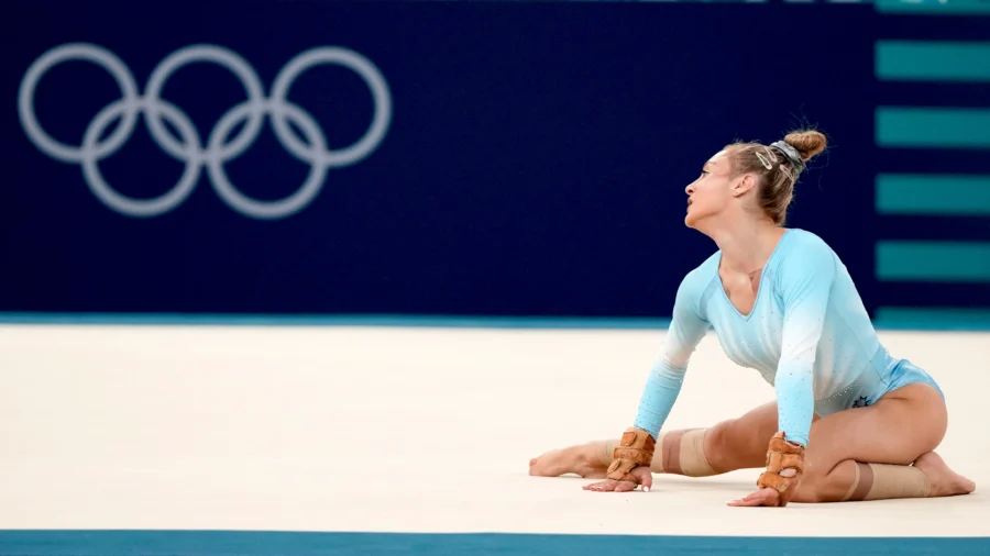 Romanians Appeal Gymnast’s Score After Inquiry Drama in Floor Exercise Final at Olympics