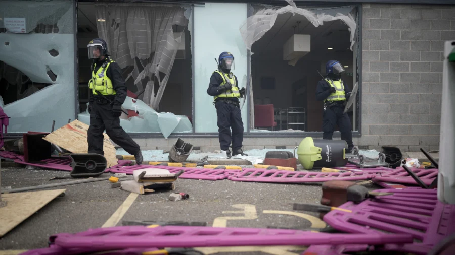 UK's Violent Rioters Deterred by Law Enforcement's 'Swift Justice': British Policing Minister