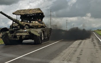 Russian Forces Storming East Ukrainian Town of Vuhledar, Bloggers and Media Say