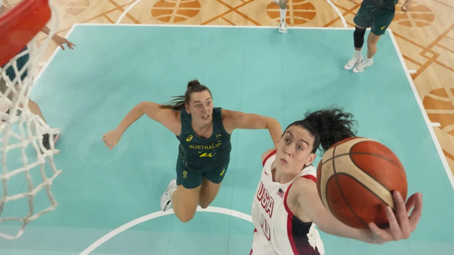 Breanna Stewart, US Women’s Basketball Team Advance to Gold Medal Game