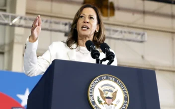 Harris Vies for Union Votes in Labor Day Campaign Blitz