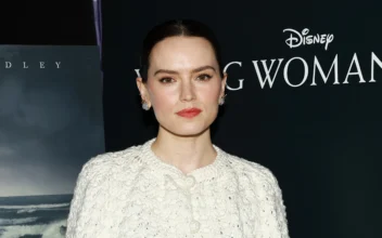 ‘Star Wars’ Actress Daisy Ridley Reveals Graves’ Disease Diagnosis