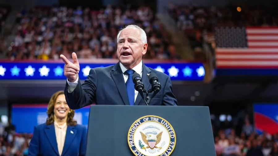 Vice Presidential Candidate Walz Speaks at Municipal Workers' Conference