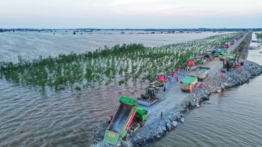 6 Million Acres of Crops Ruined by Floods in China