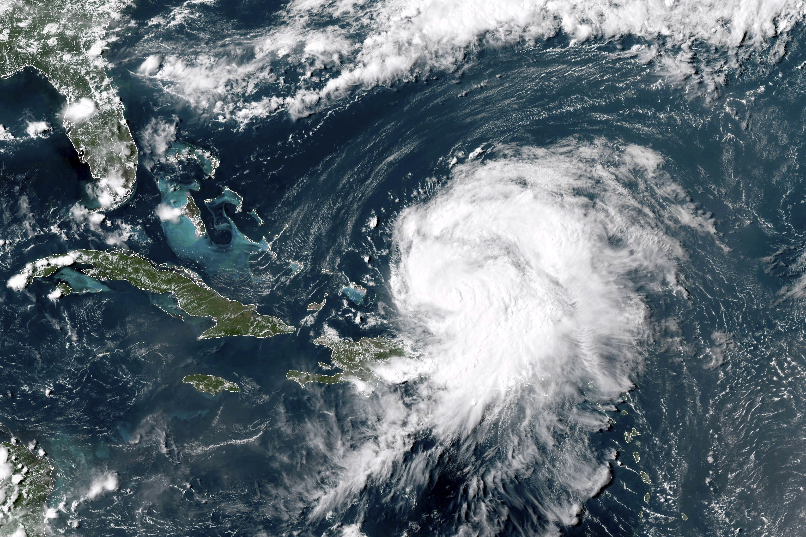 Hurricane Ernesto Aims for Bermuda After Leaving Many in Puerto Rico