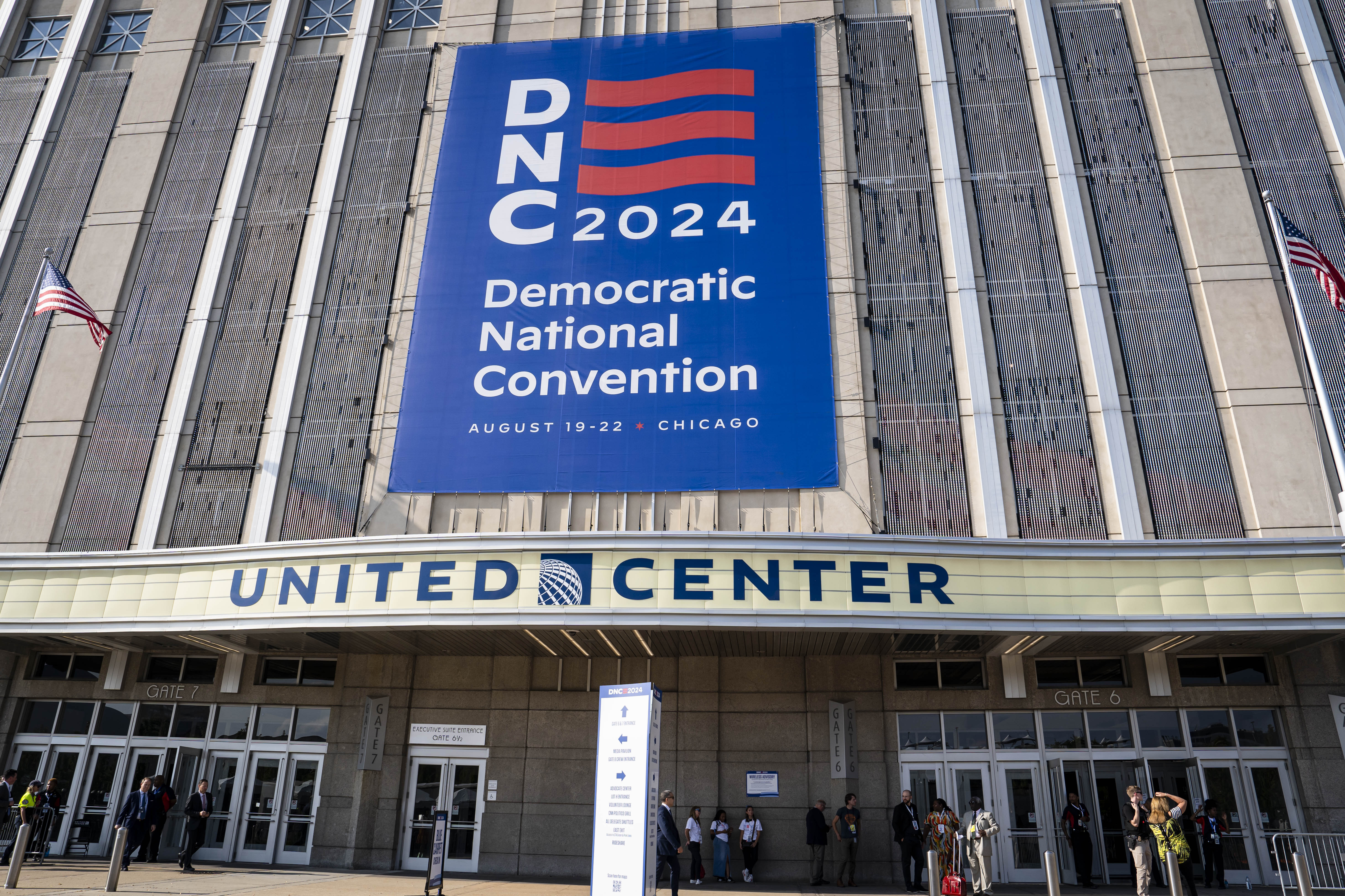 Delegates Arrive at the United Center for Day 2 of DNC NTD