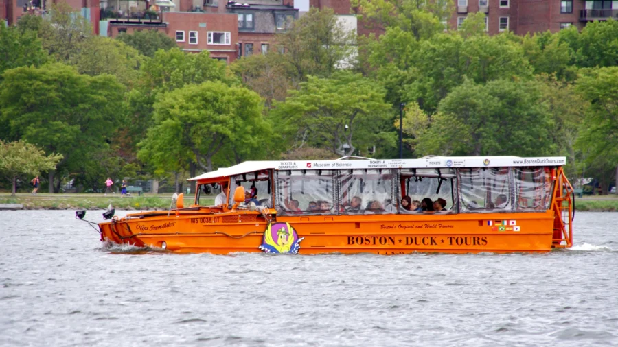 Boston Duck Boat Captains Rescue Toddler and Father From Charles River