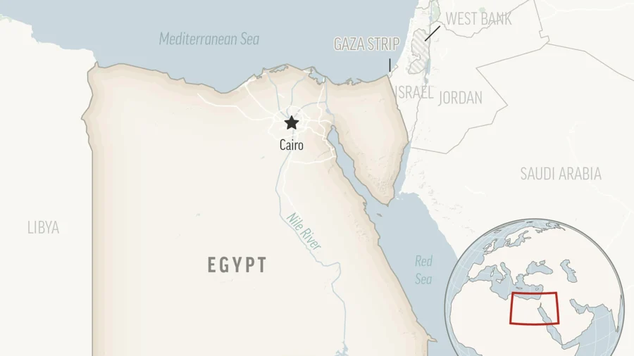 Train Crashes Into Traffic in Egypt and Kills 2, Official Says