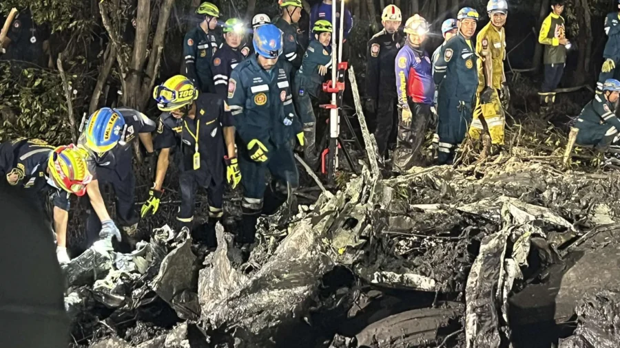 Small Passenger Plane Crashes on Flight to Eastern Thailand; All 9 Aboard Are Believed Dead