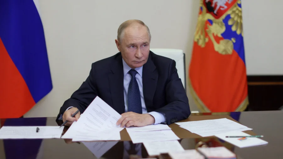 Putin Says Ukraine Tried to Strike Russia's Kursk Nuclear Power Plant