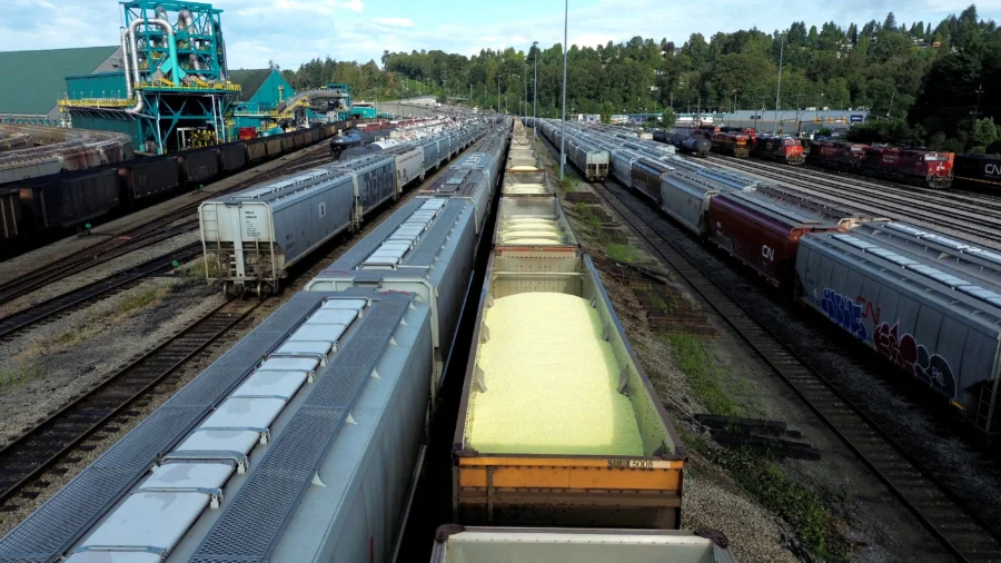 Canada Moves to End Rail Shutdown Quickly; CN Workers to Return to Work