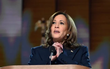 Harris’s Acceptance Speech Sought to Appeal to Americans Who Identify With Immigration Story: Political Analyst